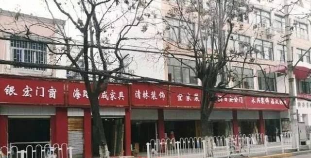 走在街上，發(fā)現(xiàn)店鋪標識一成不變，統(tǒng)一式商鋪招牌有需求嗎？5