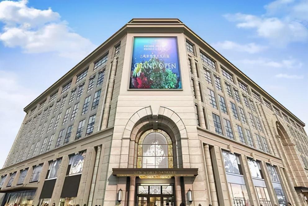 走訪10多位廣告企業(yè)用戶，才有的這份外墻led燈箱字制造安置指南11