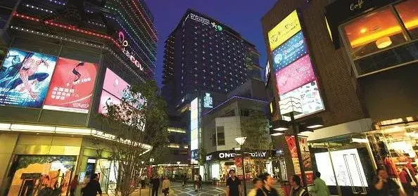 走訪10多位廣告企業(yè)客戶，才某些這份外墻燈箱制造安置指南13